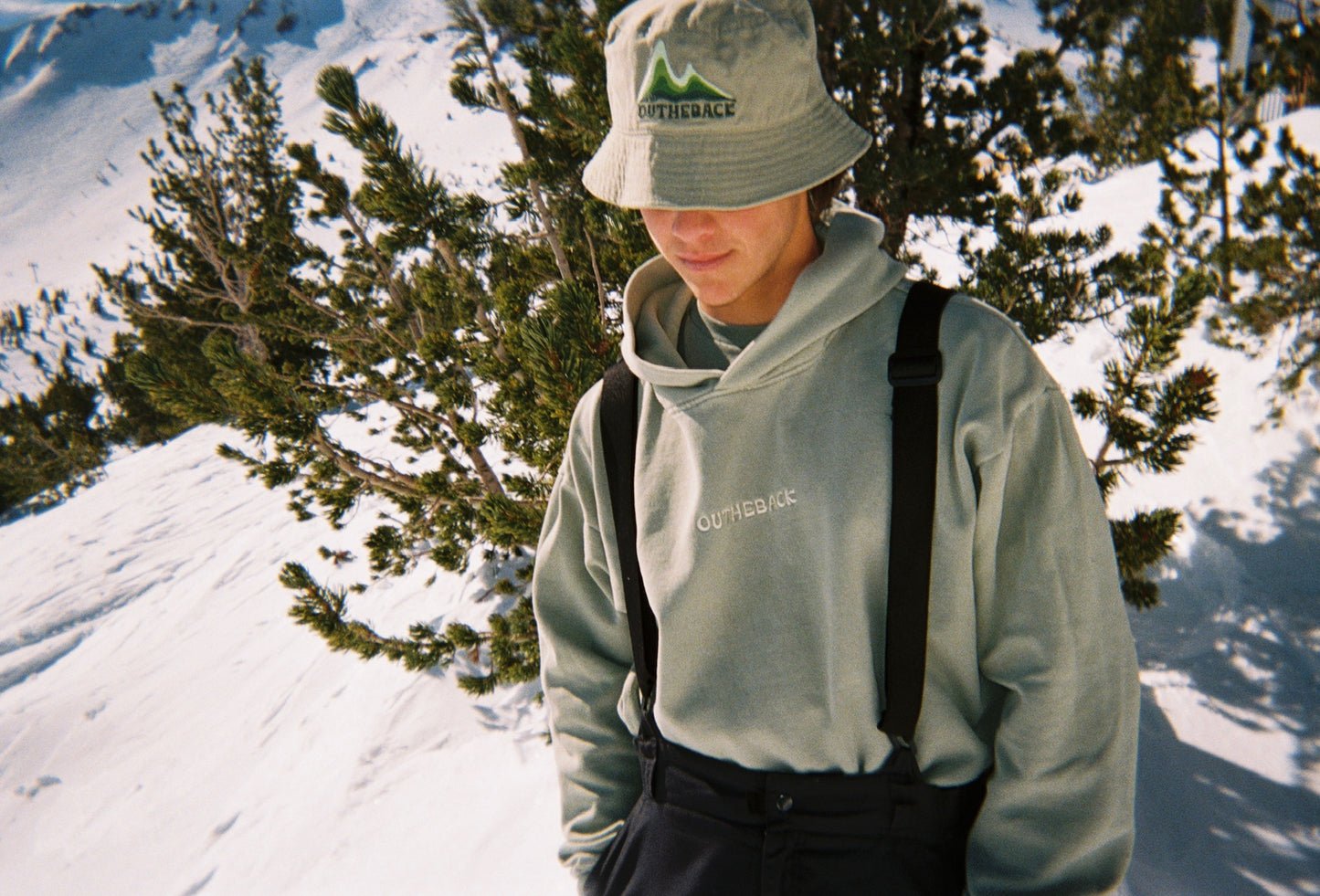 SAGE BUCKET HAT